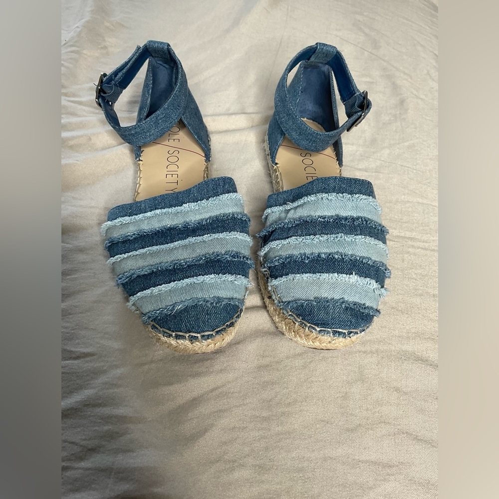 Sole Society Espadrilles 8 denim look w/frayed edges ankle strap/buckle